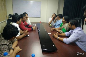 RGV Meeting With Vangaveeti Family